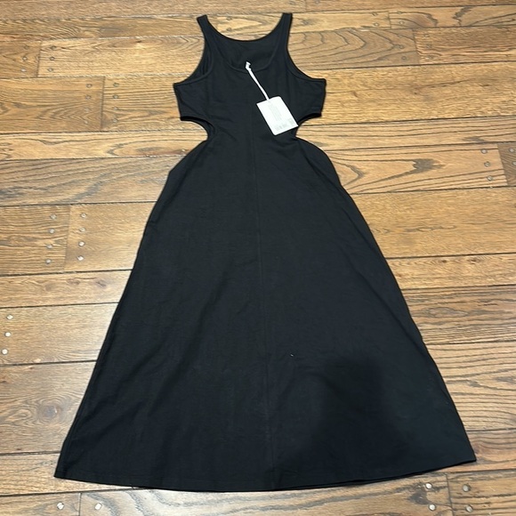 Frame Quiet Luxury Cutout Black Flared Midi Dress - Picture 5 of 5